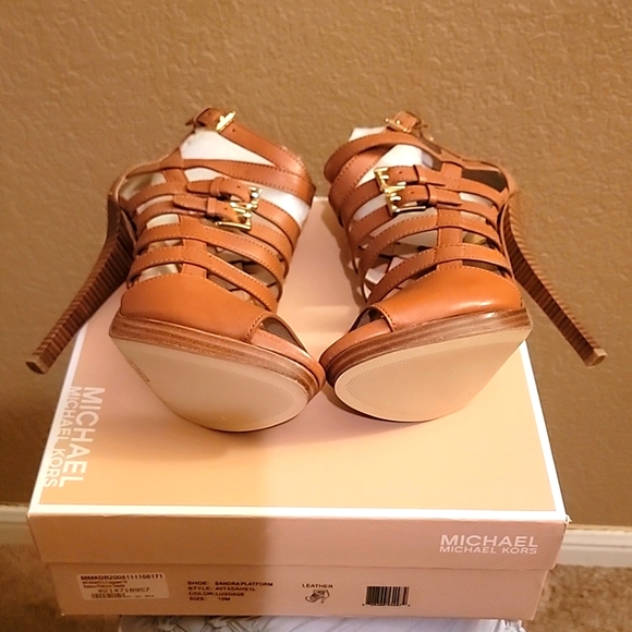 Michael Kors sandals - Picture 3 of 8